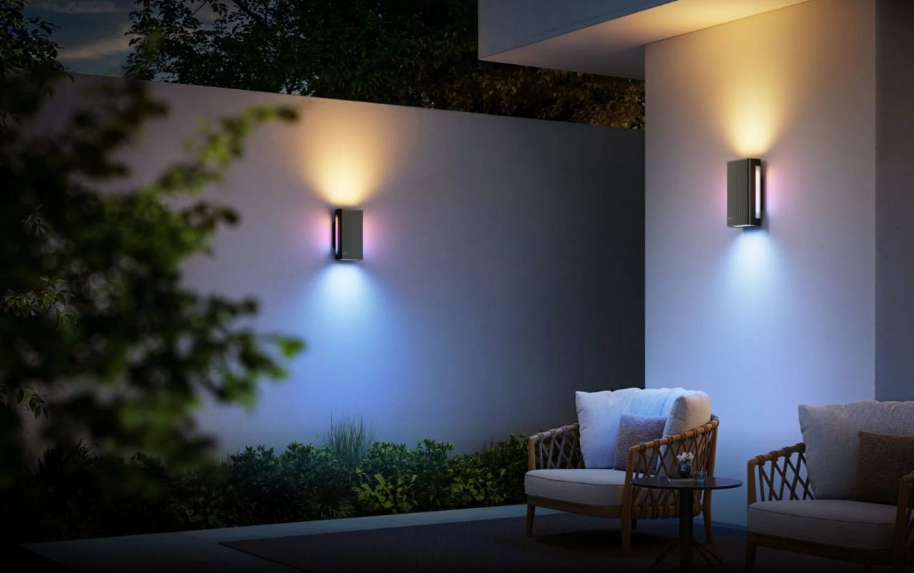 Govee Outdoor UpDown Wall Light