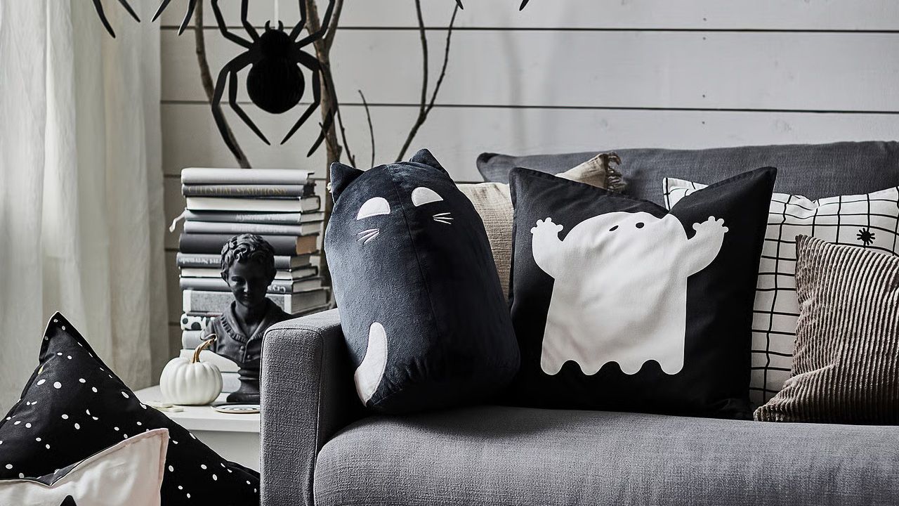 IKEA 2025 KUSTFYR Halloween Collection - Black Cat Soft Toy