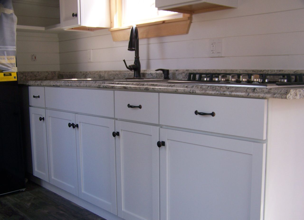 Kitchen of Shogun Tiny House - 8