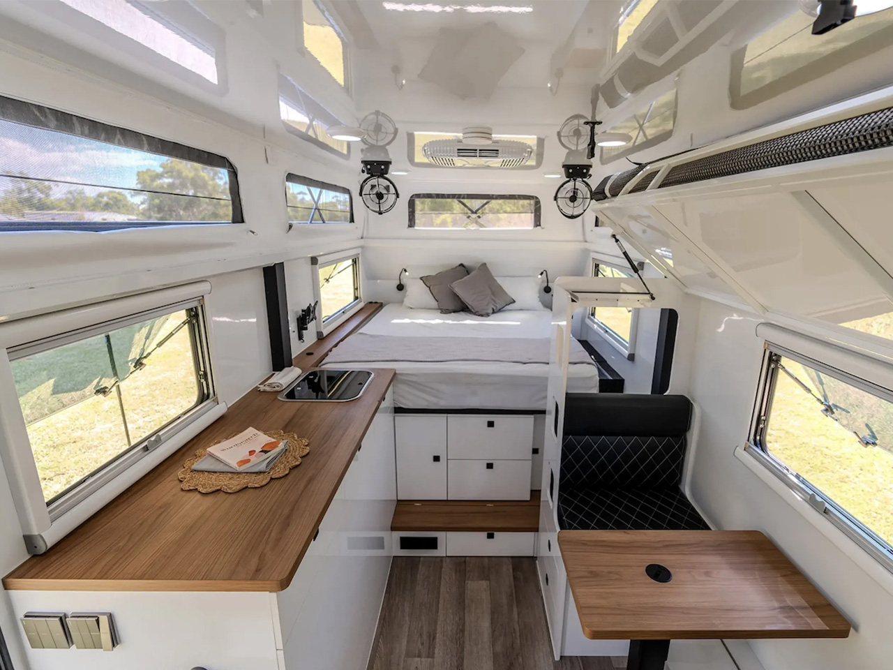 Lifestyle Campers Iconn E4XK