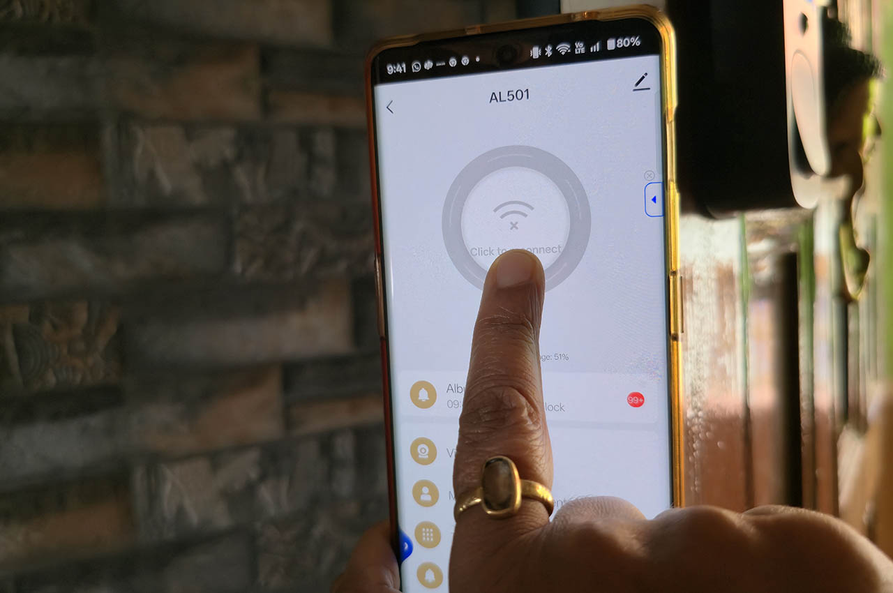 Lockzo Smart Lock 6-in-1 deadbolt Hands-On Review