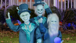 Lowe's Halloween Collection 2025 is Haunting