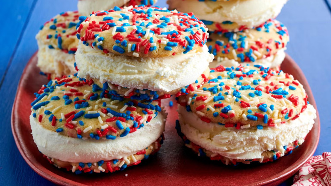 July 4th Ice Cream Sandwiches