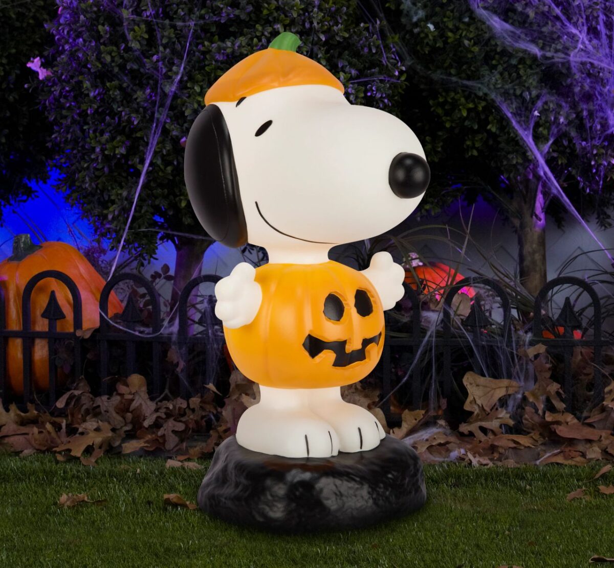 Lowe's Halloween Collection 2025 Includes New Animatronics