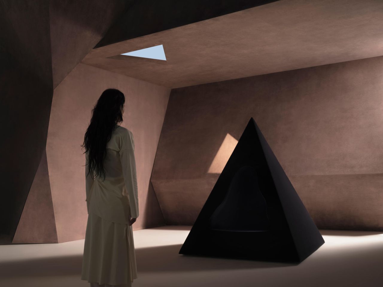 Pyramidal Cave Chair by Domain Architects For Bischiyano