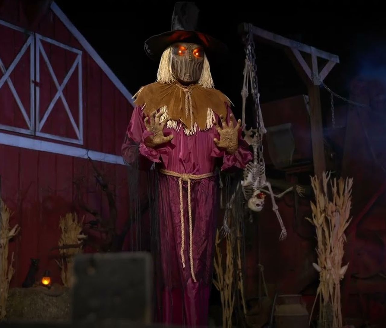 Spirit Halloween Animatronics Collection - Sinister Straw Man Animatronic