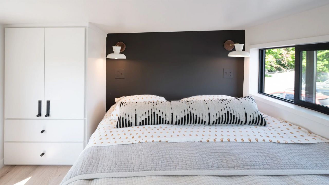 Terra Urban Tiny House - loft bedroom