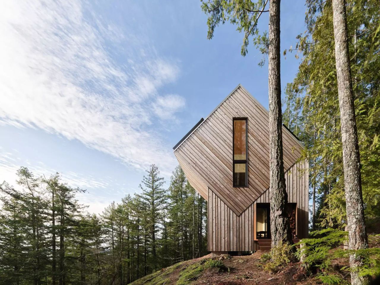 The Nest Prefab Family Home in British Columbia, Canada