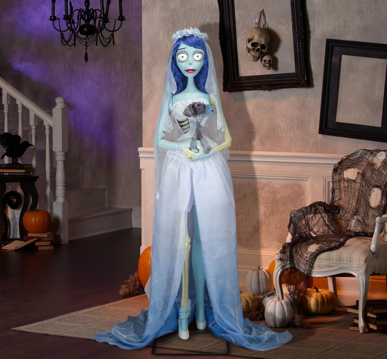 Warner Brothers Freestanding Musical Emily Animatronic