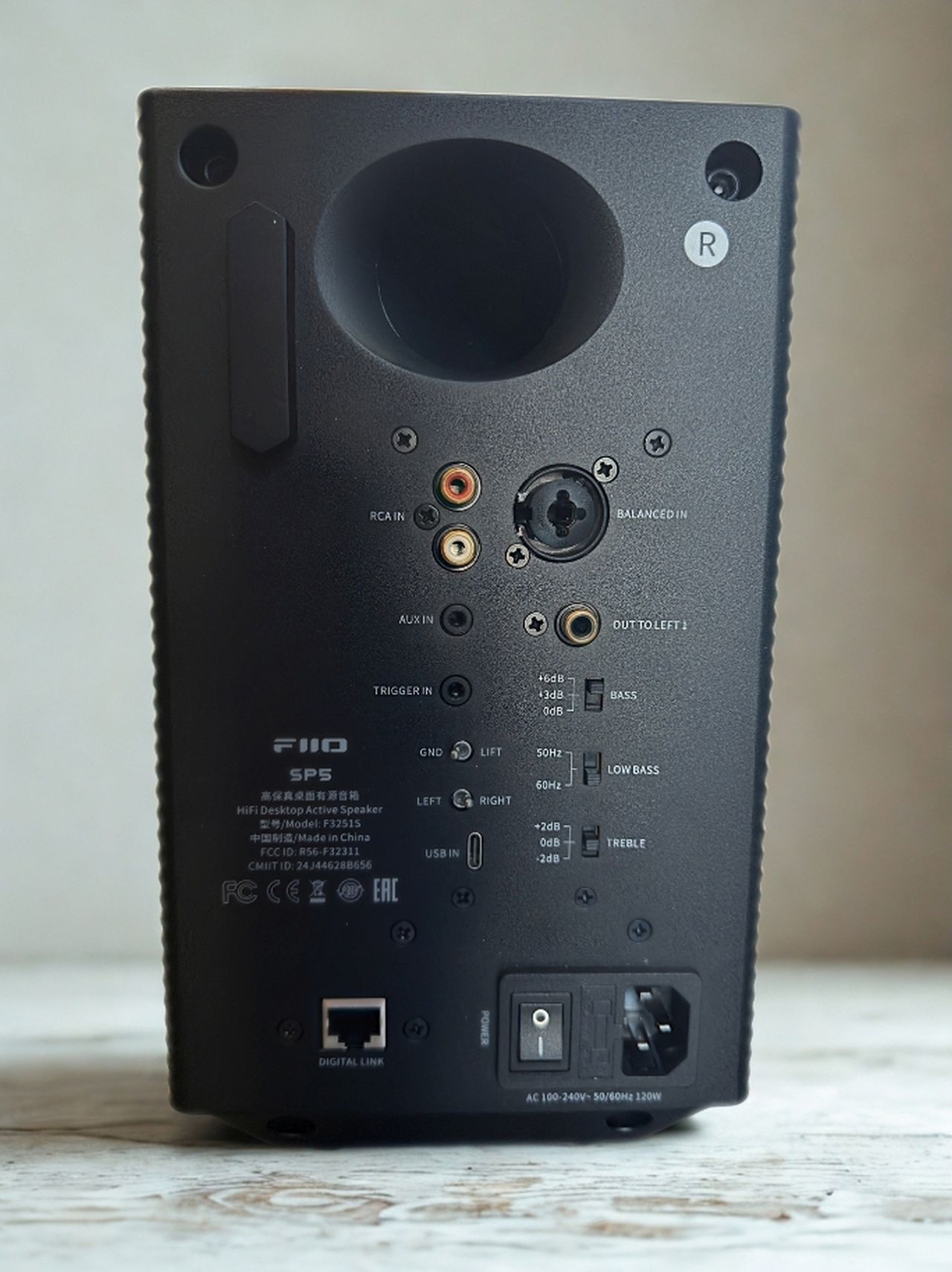 SP5 active speaker system