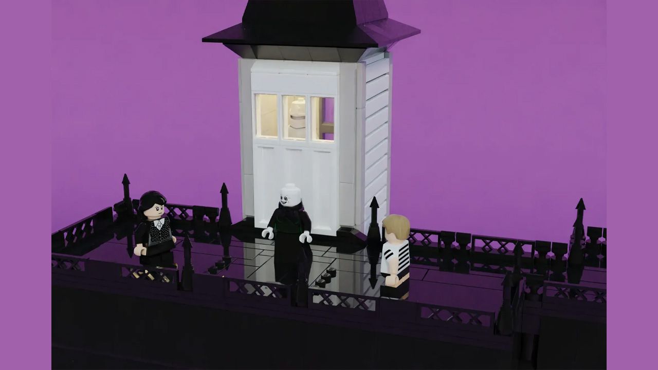 Addams Family LEGO Set - 7