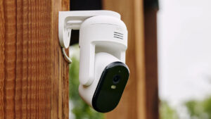 Arlo Essential Pan-Tilt Security Cameras With AI Features