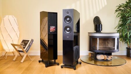 Avid Evo Two Loudspeakers