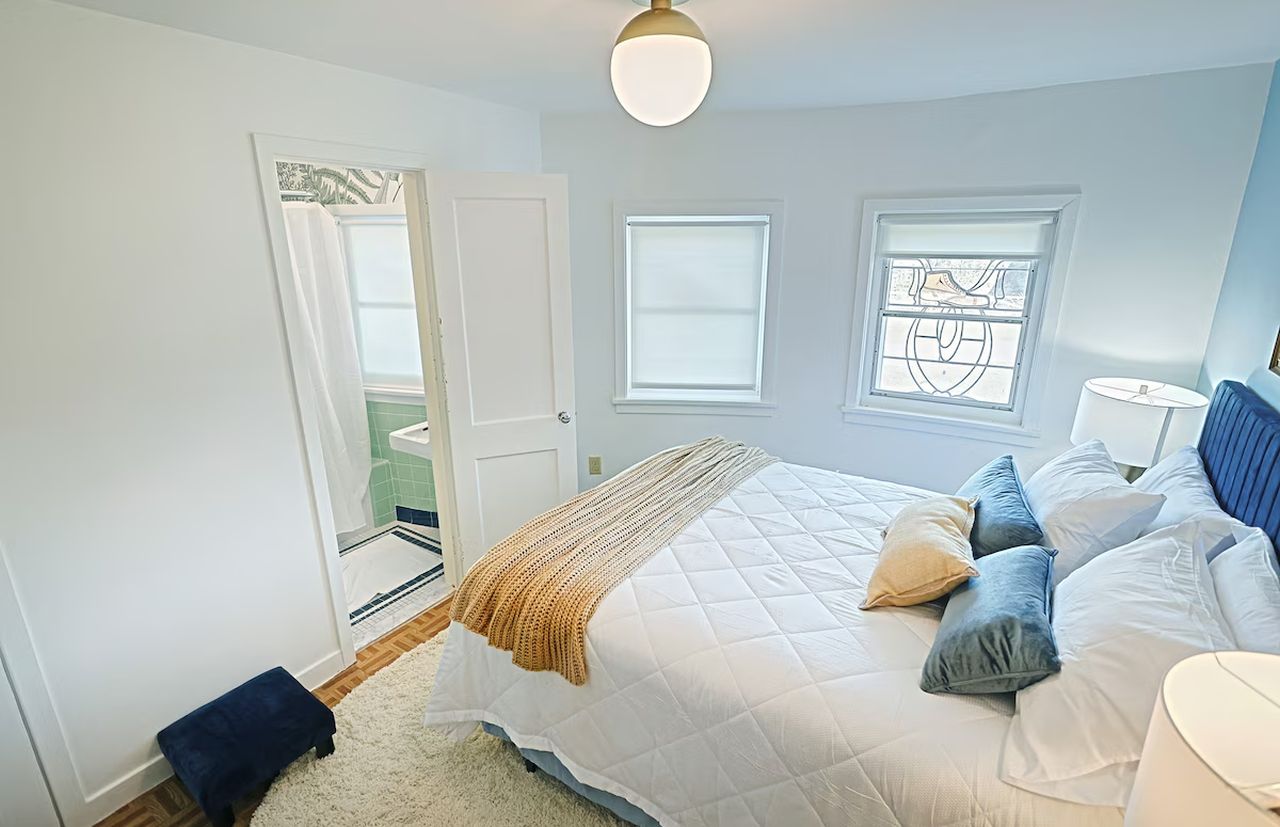 Bedroom of Haines Shoe House