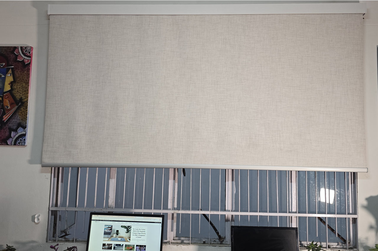 Bringnox solar powered Blackout Roller Shades Review by Homecrux-