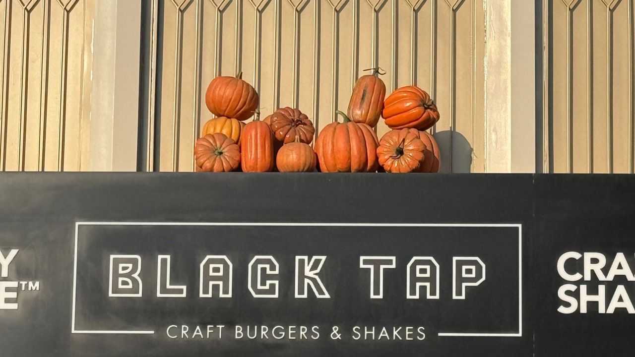 Disneyland Halloween Decorations 2025 - 11