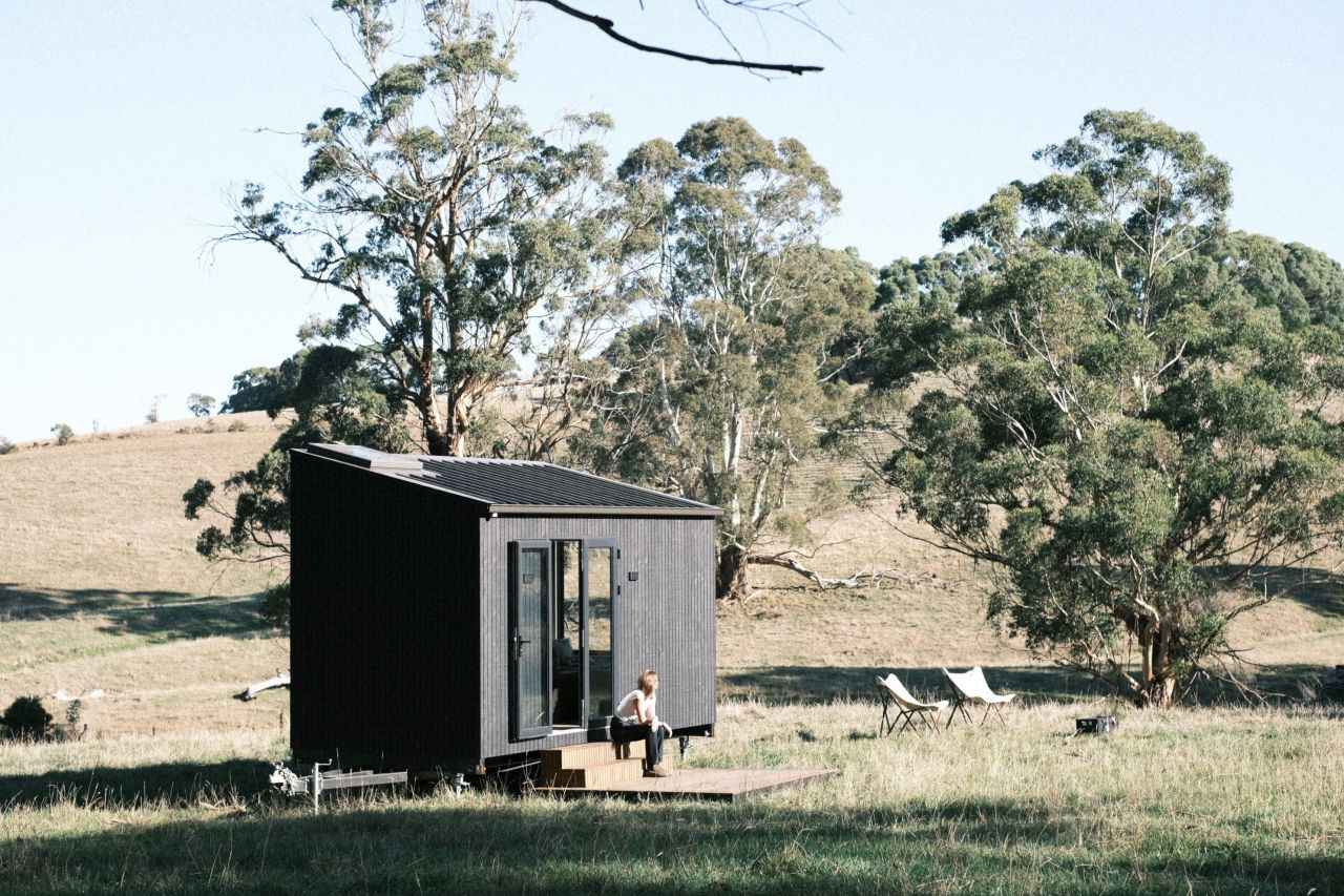 Exterior of Shelby Cabin