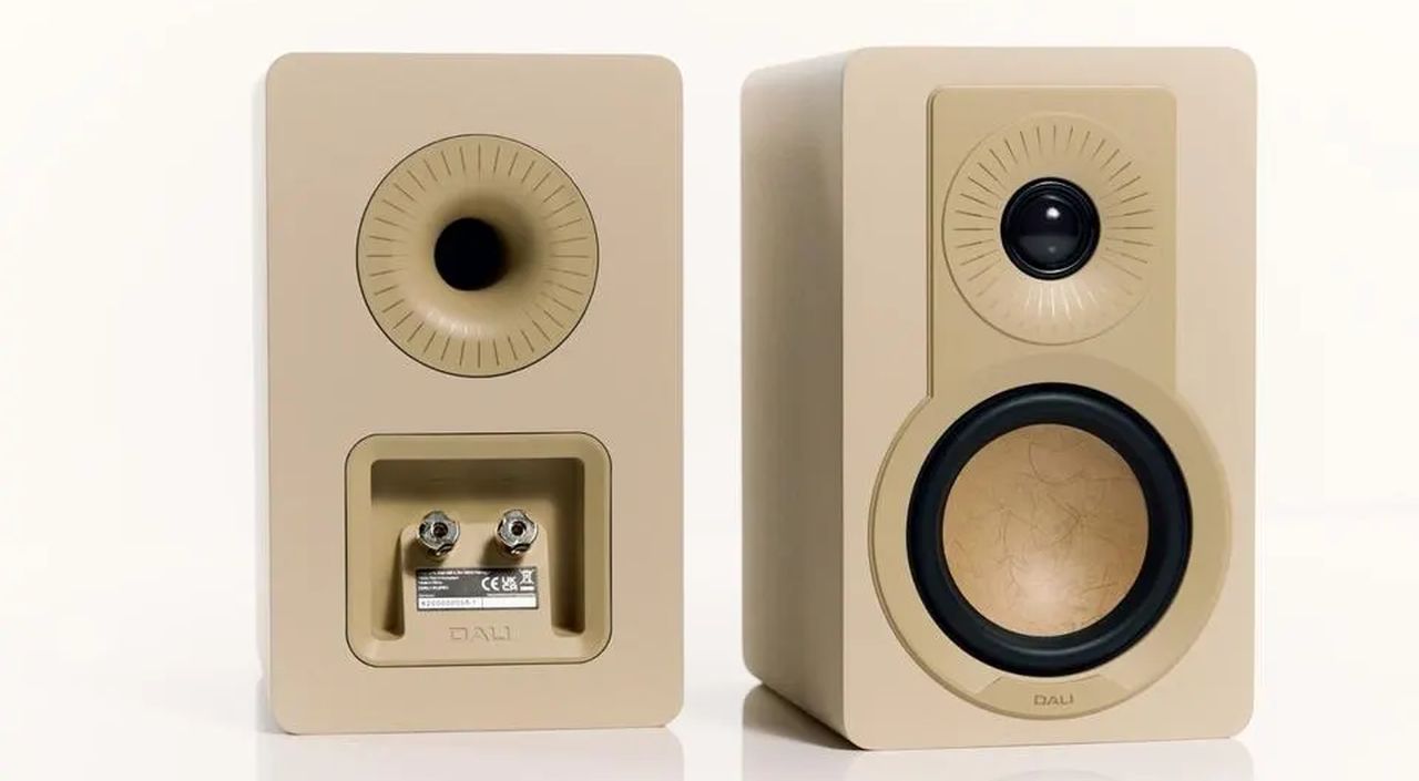 Kupid bookshelf speaker