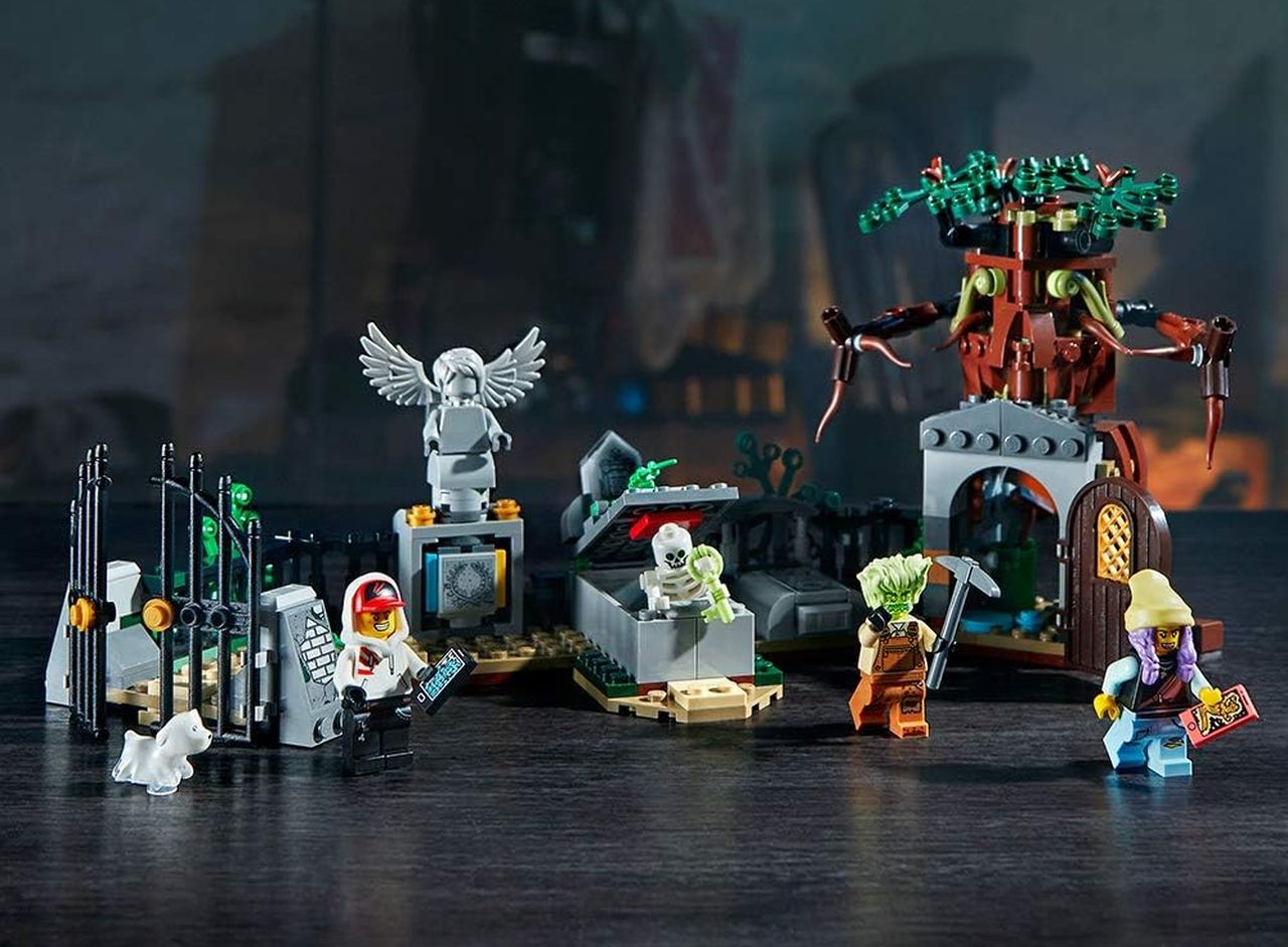 LEGO Hidden Side Graveyard Mystery