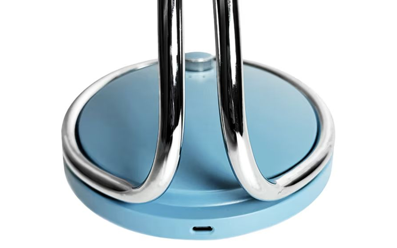 LG Brings Back its Iconic Goldstar Blade Fan in 2025