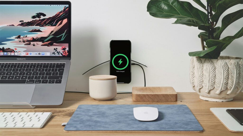 MAGLYNX MagSafe charger