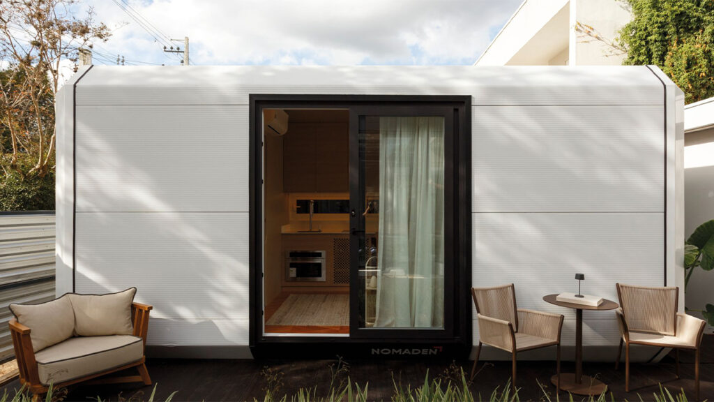 Modular tiny house by Gabriela Casagrande and Nomaden