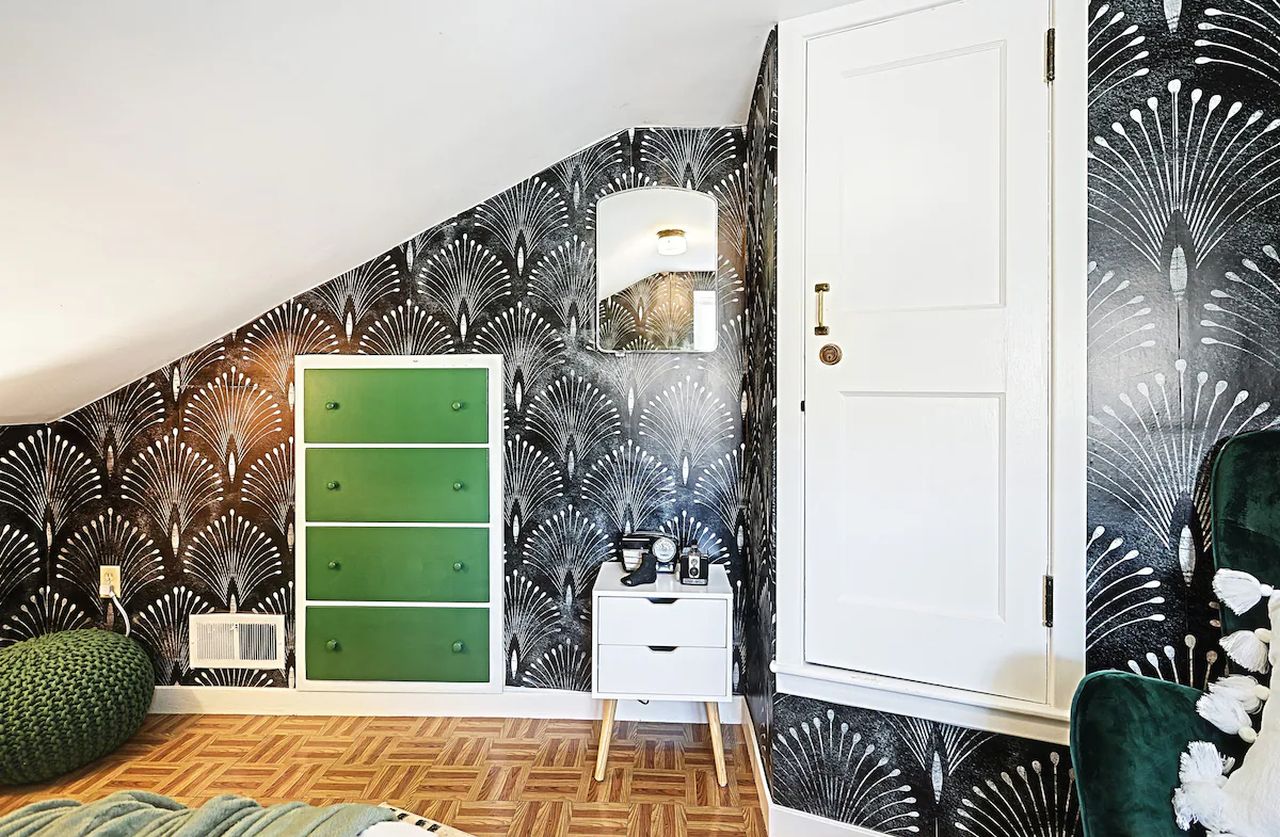 Second Bedroom of Haines Shoe House - 1