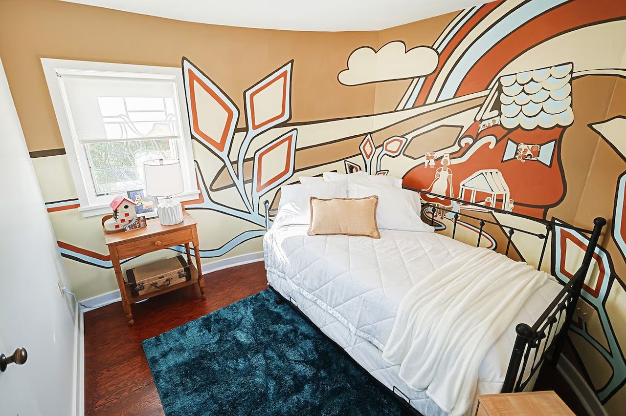 Third Bedroom of Haines Shoe House