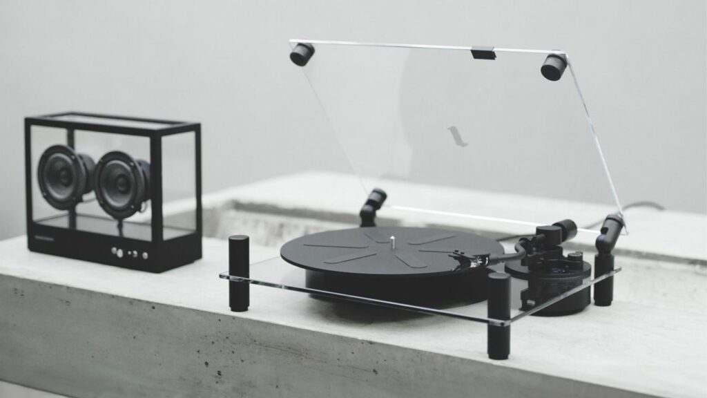 Transparent Turntable