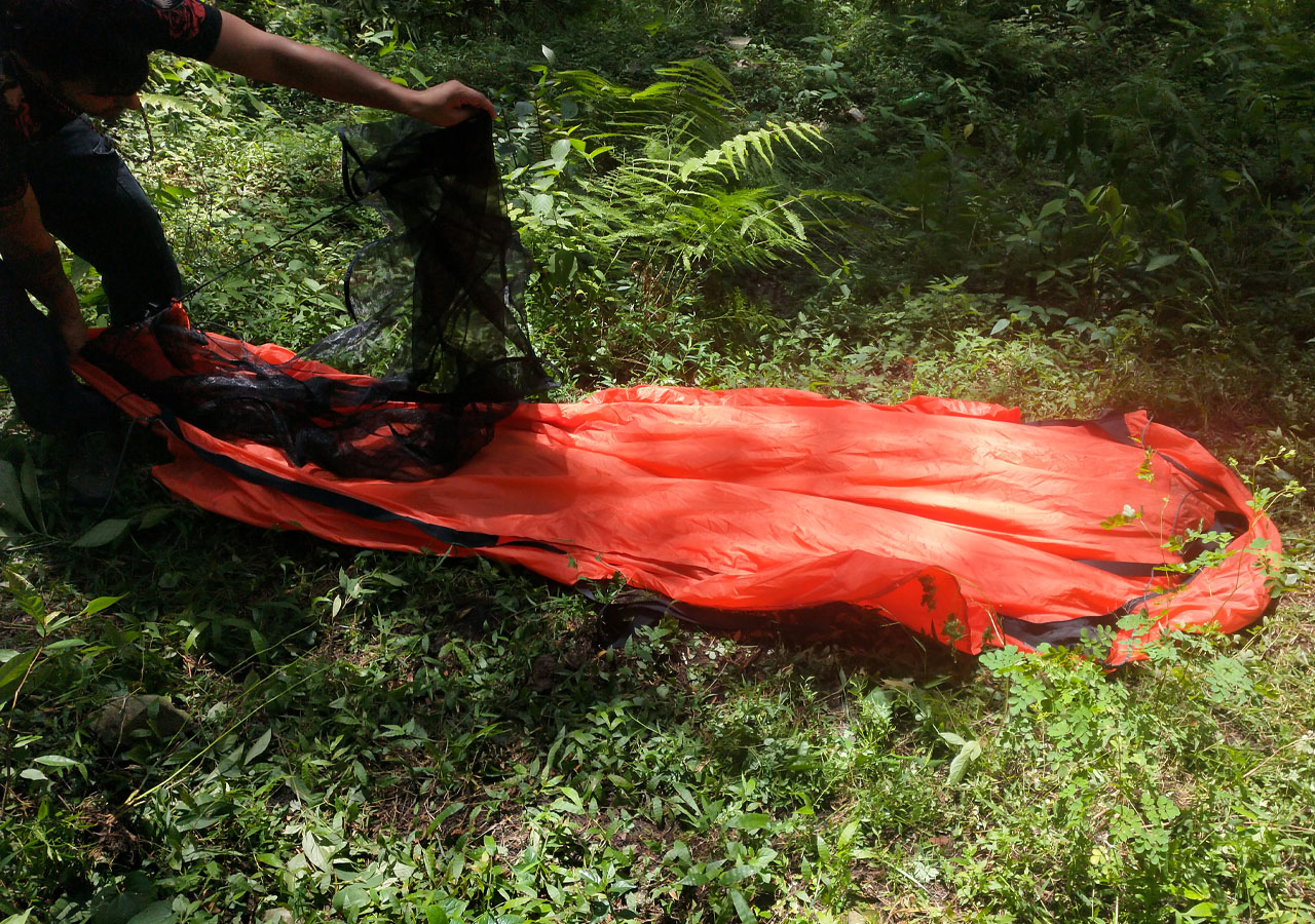 Warbonnet Ridgerunner Hammock tent hands-on review - unfolding the Warbonnet Ridgerunner hammock tent