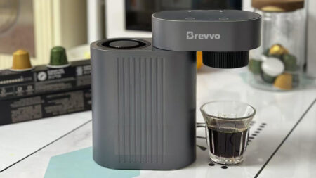 Brevvo Portable Coffee Maker Hot Brews 8-16 Cups Barista-Quality Espresso on a Single Charge