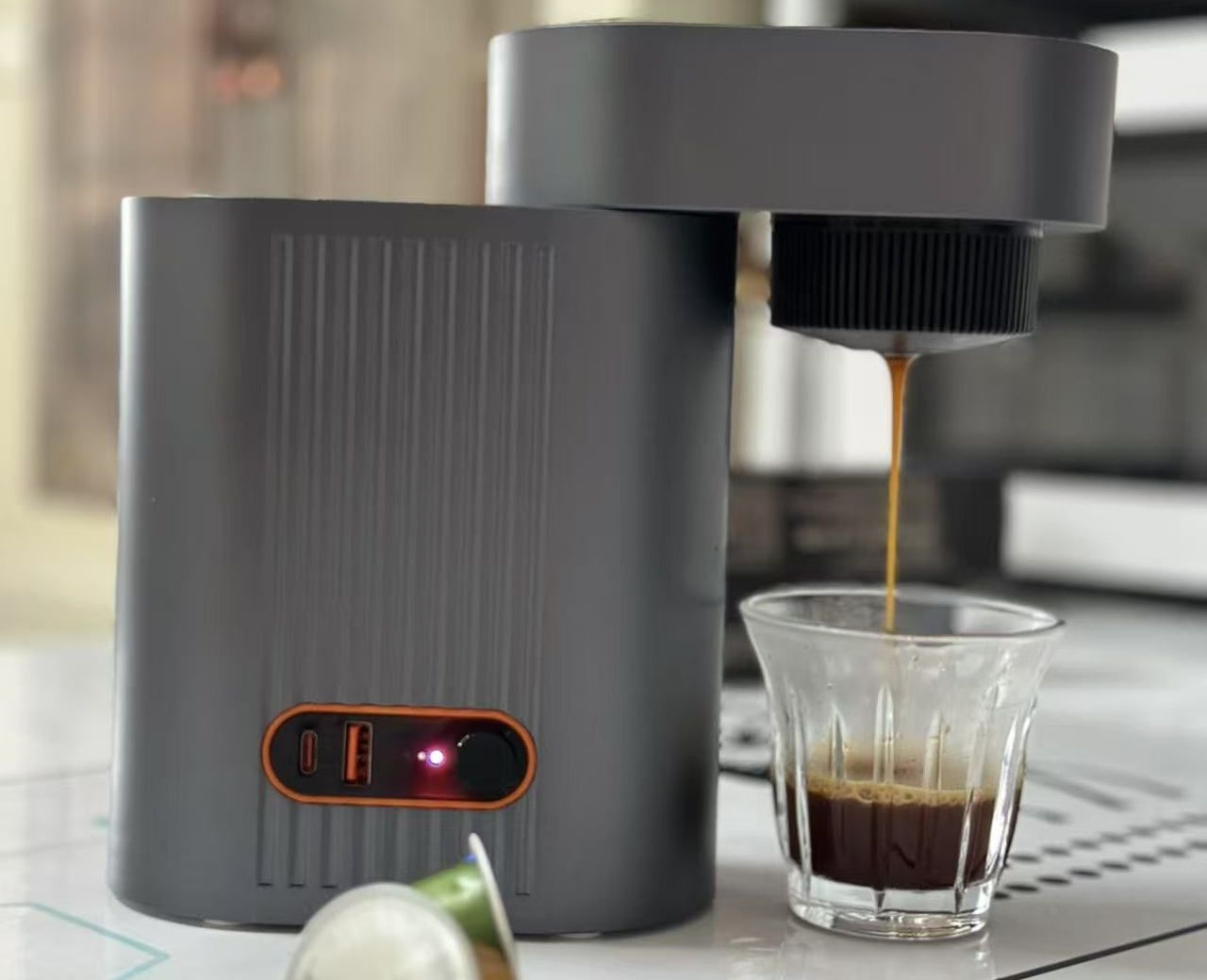 Brevvo Portable Coffee Maker Hot Brews 8-16 Cups Barista-Quality Espresso on a Single Charge