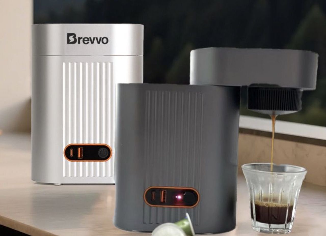 Brevvo Portable Coffee Maker Hot Brews 8-16 Cups Barista-Quality Espresso on a Single Charge