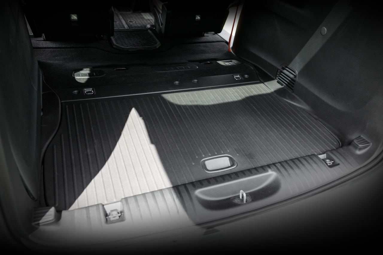 Chrysler x Stellantis North America Pacifica Grizzly Peak Camper Van Concept