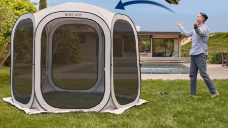 EAST OAK 10x10 FT Pop-Up Screen House Tent