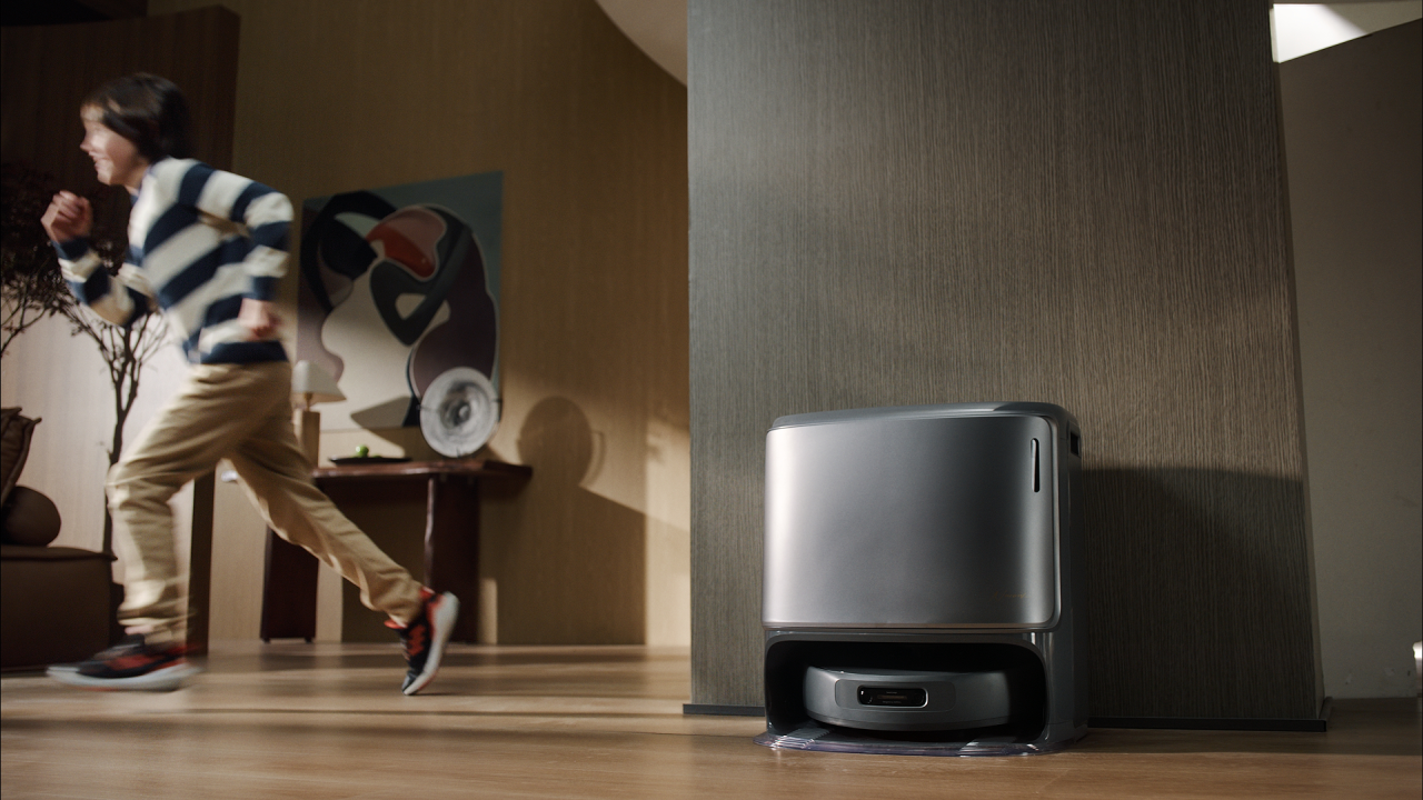 Freo Z10 Ultra Robot Vacuum by Narwal