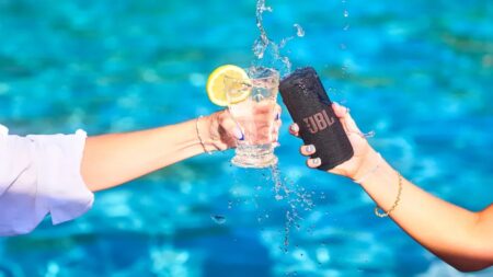 JBL Grip Bluetooth Speaker