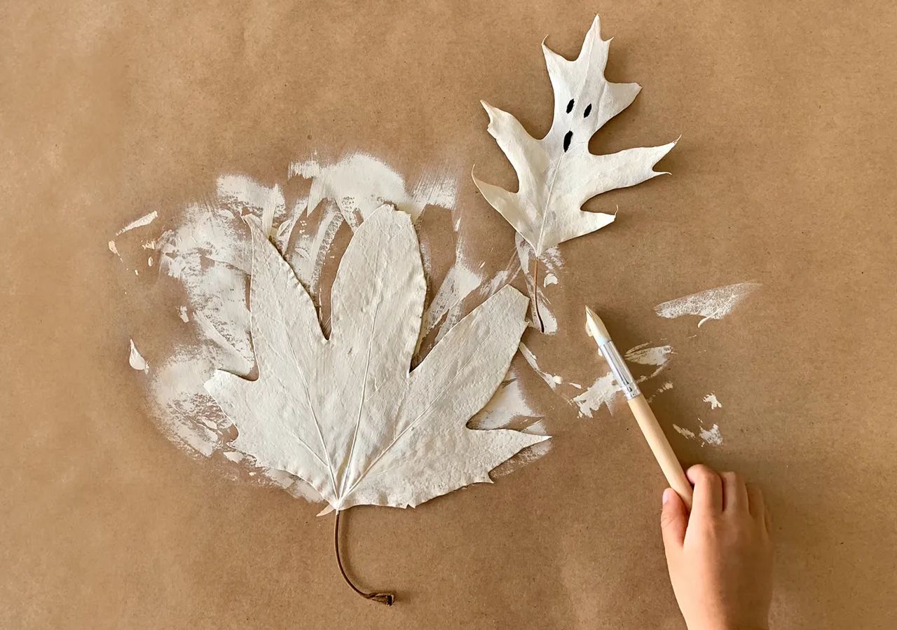 Leafy Ghost DIY