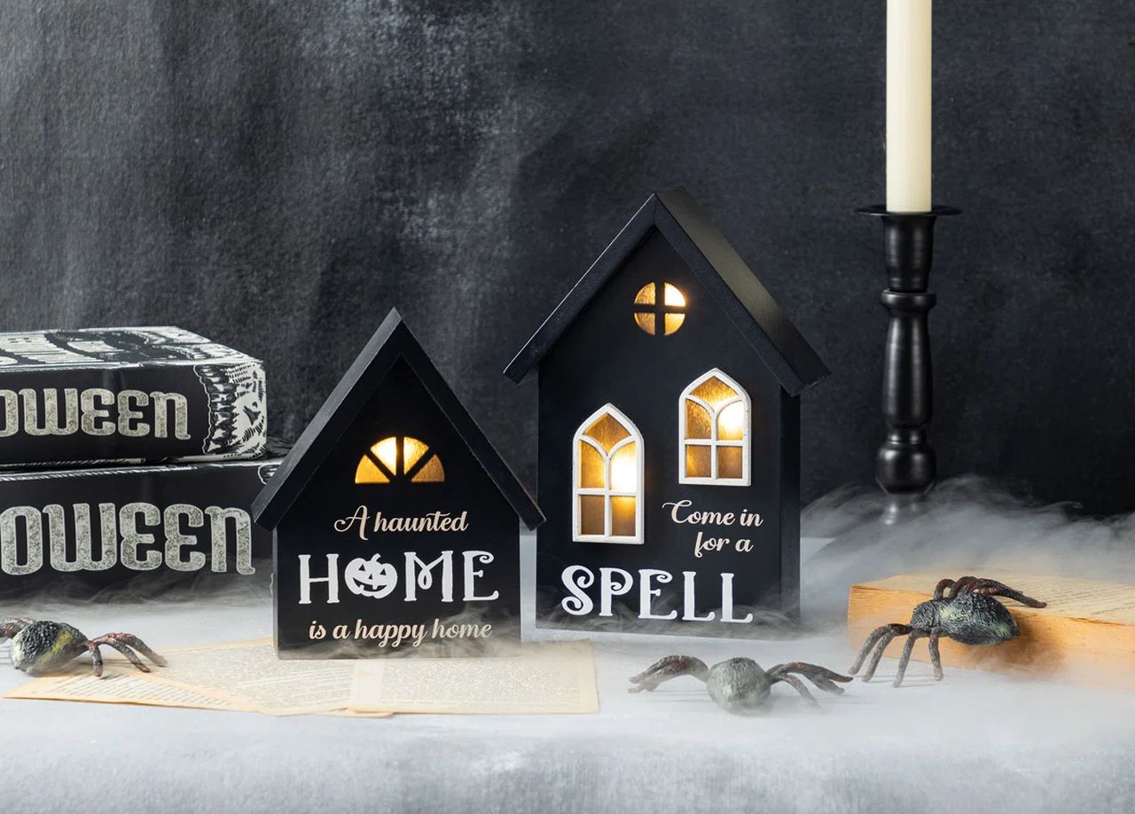 Lighted Halloween Wooden Haunted House Table Décor