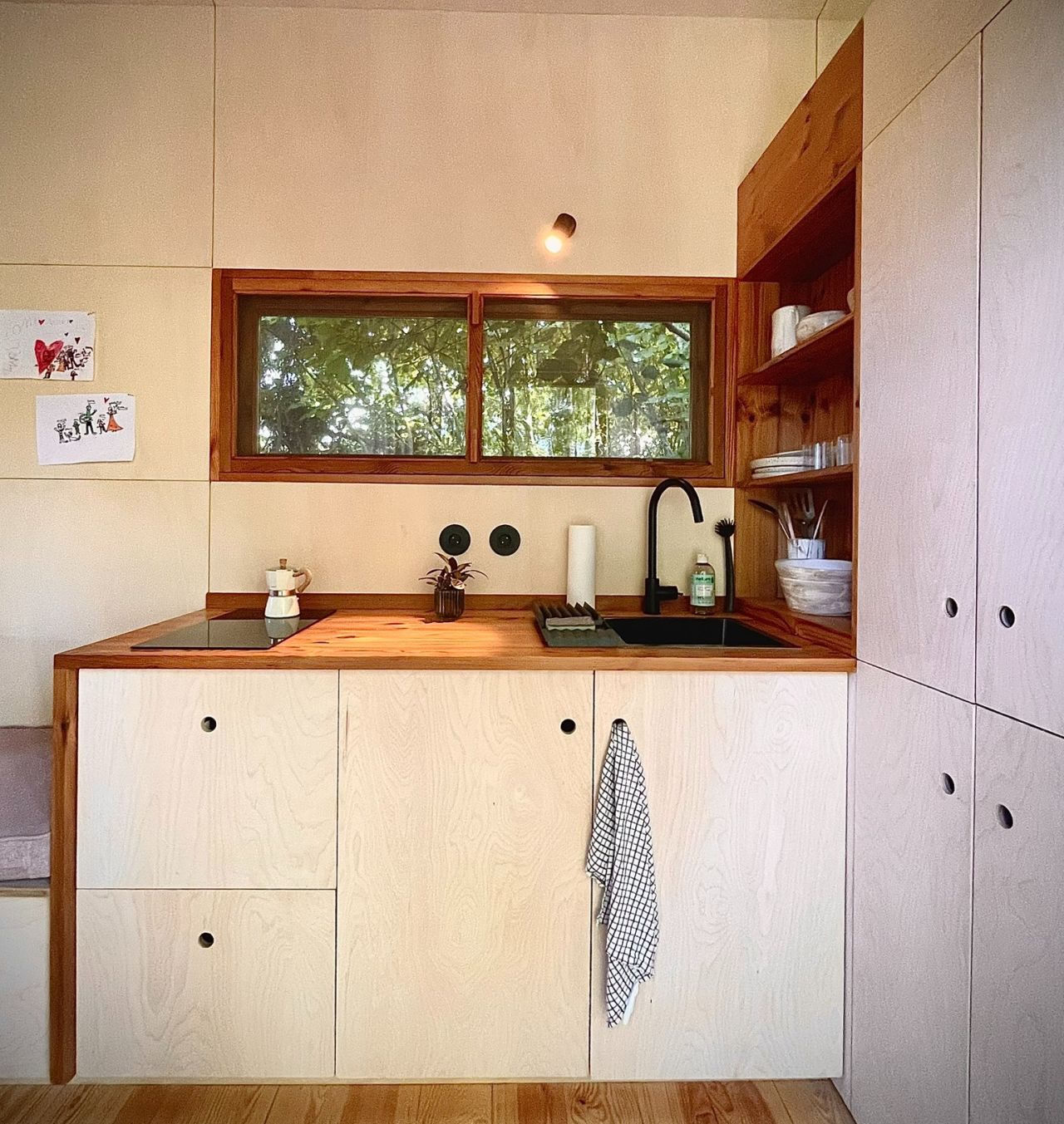 Madeiguincho Berra Tiny House Features Shou Sugi Ban Exterior