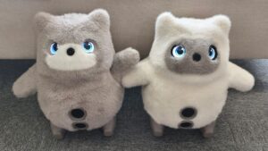 Noa and Niko are SwitchBot's new AI pets