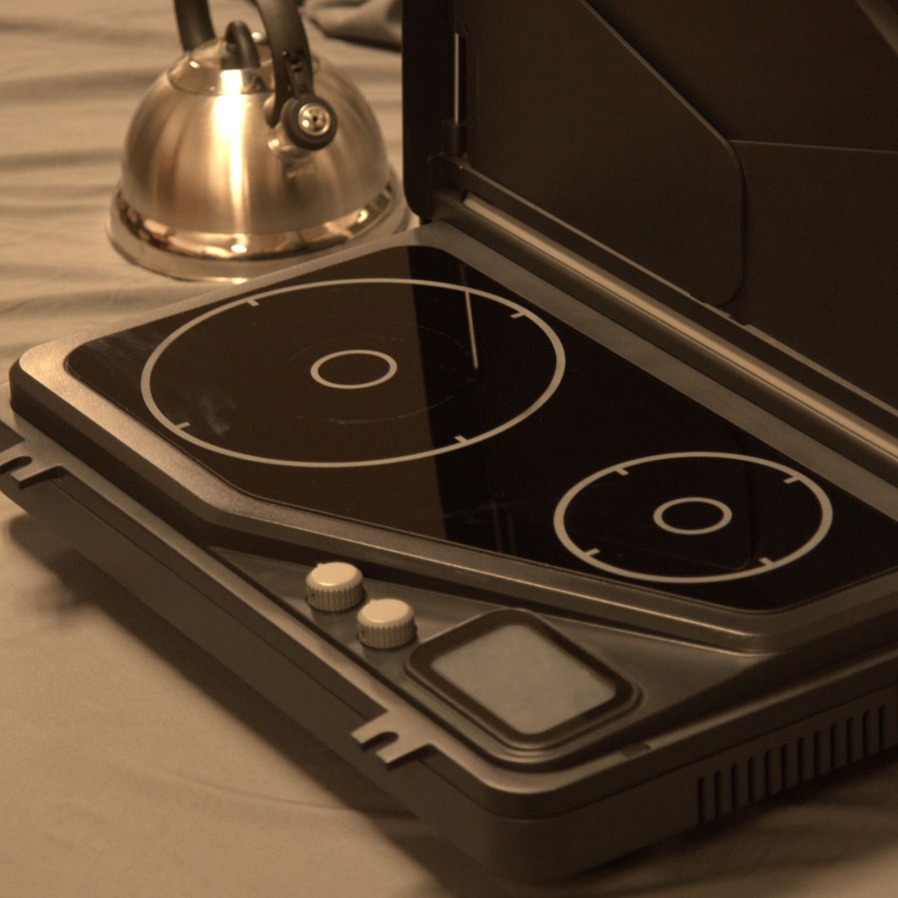 Overlander Portable Battery-Powered Induction Cooktop for Wildfire-Prone Camping Areas