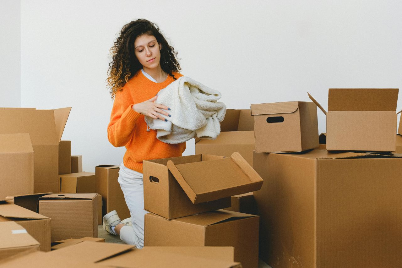 Preparing Your Home for a Long‑Distance Move - Checklist by homecrux for hoe, humans and pets, plants, etc