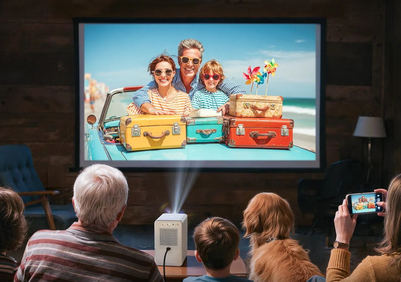 Aurzen D1R Cube Roku TV Smart Projector