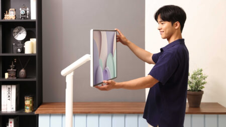 Samsung Moving Style Edge at IFA 2025