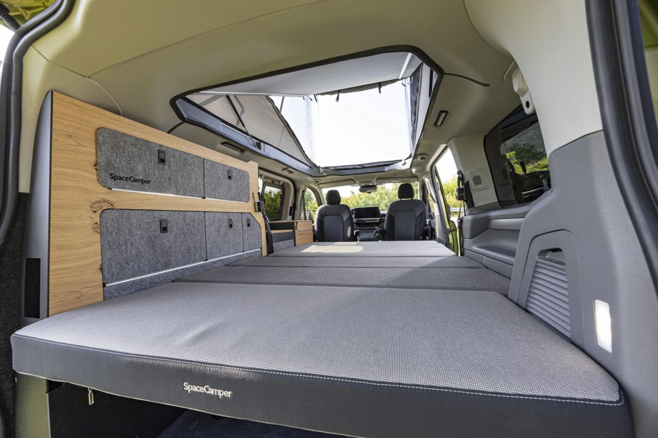 SpaceCamper Classic Caravelle Campervan