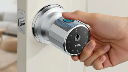 TCL Launches Its First Fingerprint Door Knob K1