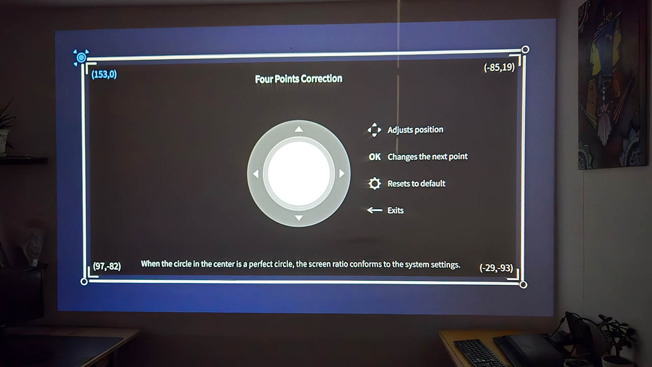Yaber’s T1 Pro Full HD Portable Projector - four points correction