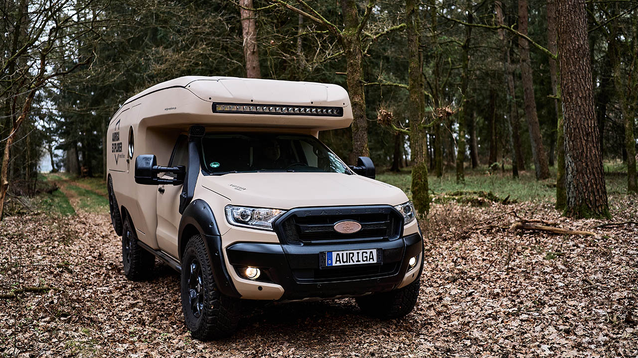 Auriga Explorer Off-Road Pickup Truck Camper With Three Slide-Outs