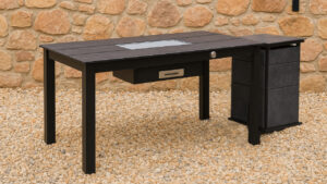 FESTÁVOLO Outdoor Table With Hidden Gas Grill at its Center